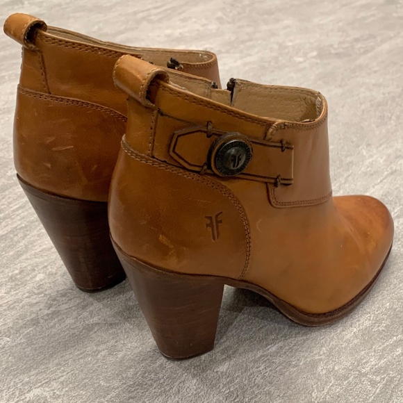Frye Jenny Button Short Boot Tan Leather Ankle Zip Booties Women's 7.5 - Picture 4 of 13